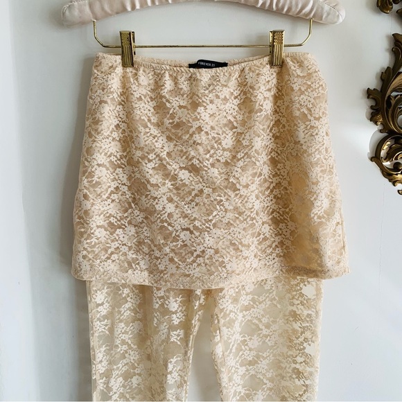 FOREVER 21 LACE PANTS - Picture 6 of 13